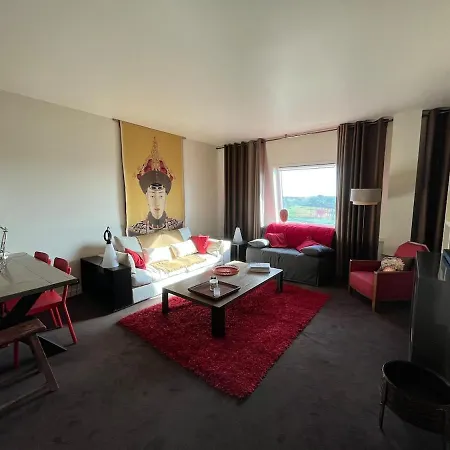 Center Appartment, & Golf Walking Tour Apartment *
